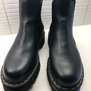Dr. Martens 2976 Quad Smooth Black Leather Audrick Chelsea Boots